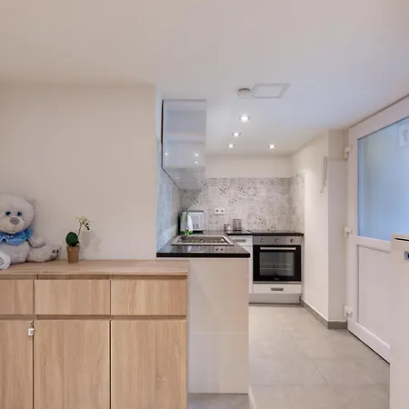 아파트 B21 Bajcsy *